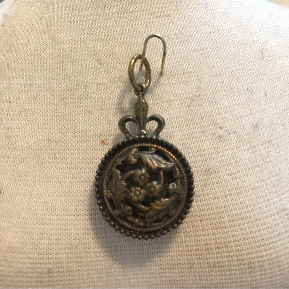 Vintage button charm